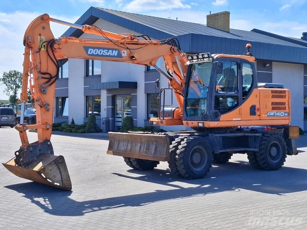 Doosan DX 140 W-3 Wielgraafmachines