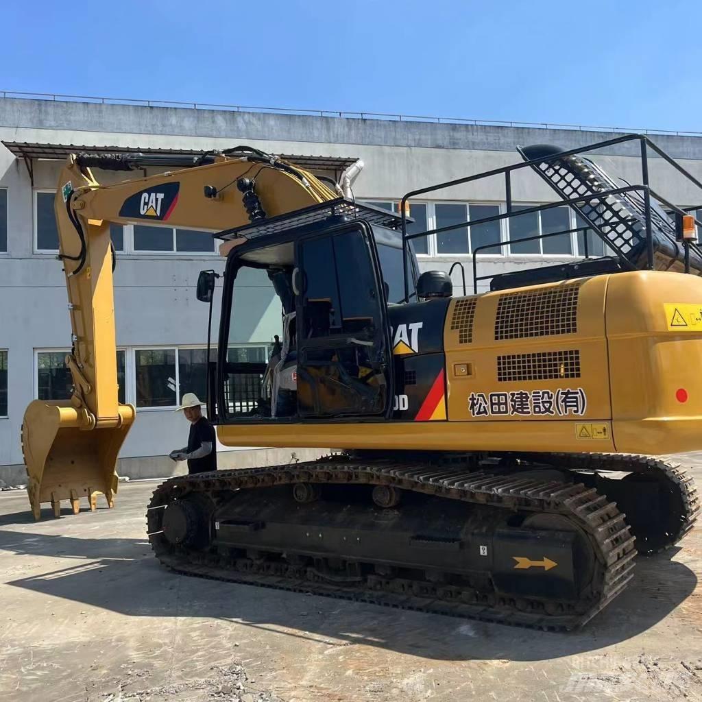 CAT 330 D Rupsgraafmachines