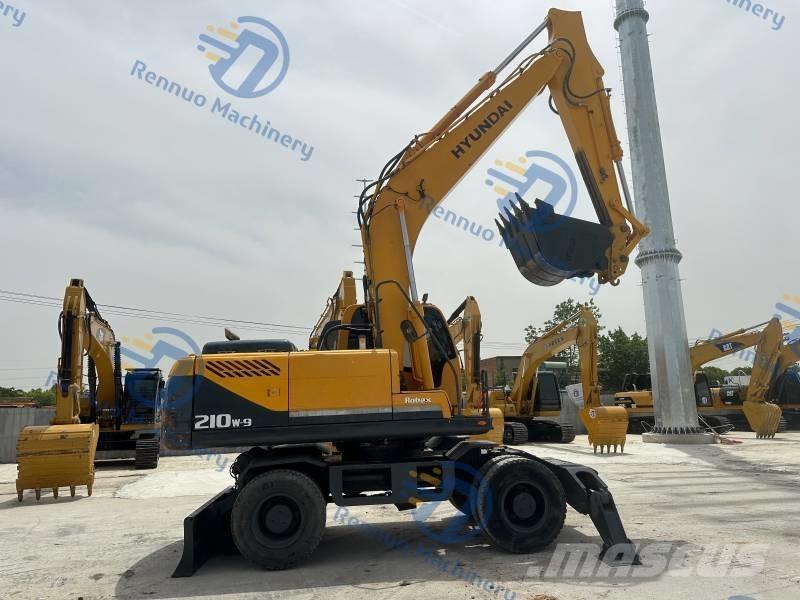 Hyundai R210W-9 Wielgraafmachines