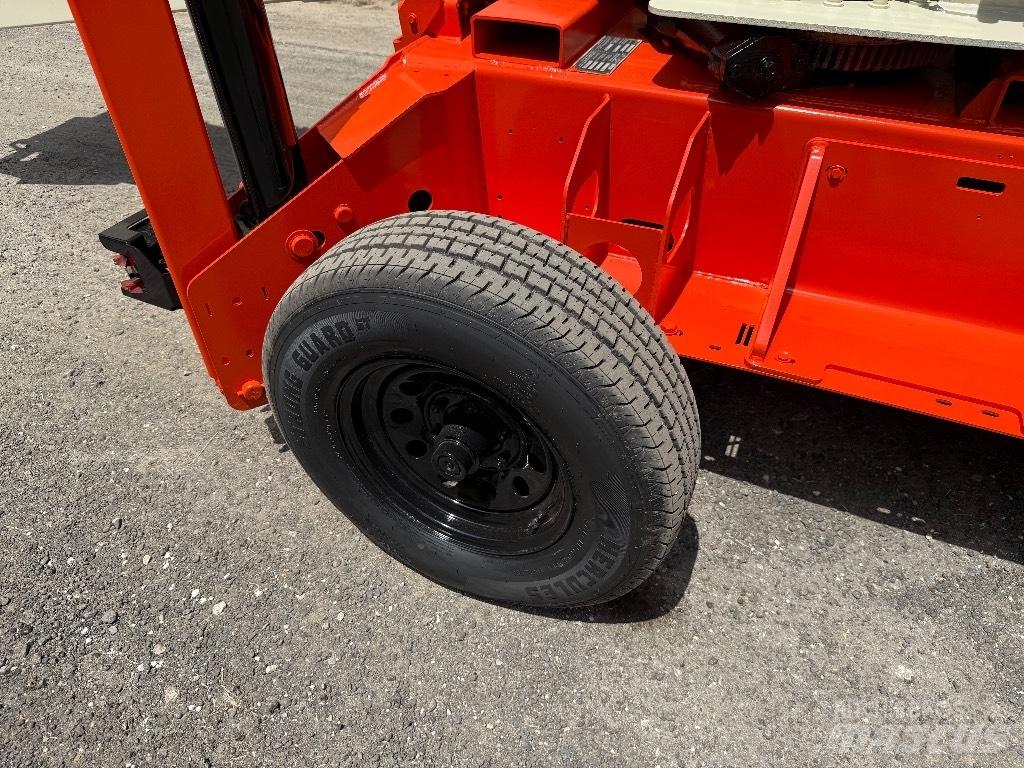 JLG T 500 J Aanhanger hoogwerkers