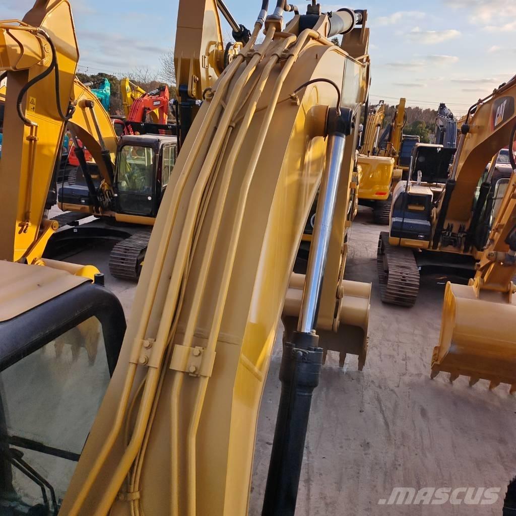 CAT 320 D Rupsgraafmachines