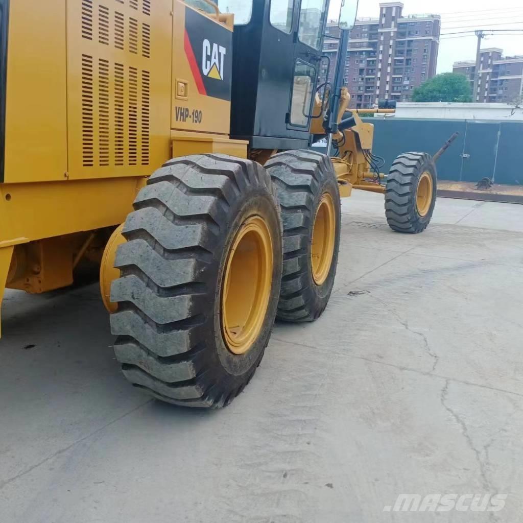 CAT 140 K Graders