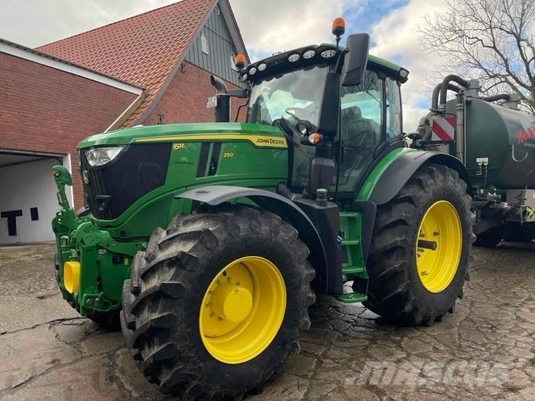 John Deere 6R 250 Tractoren