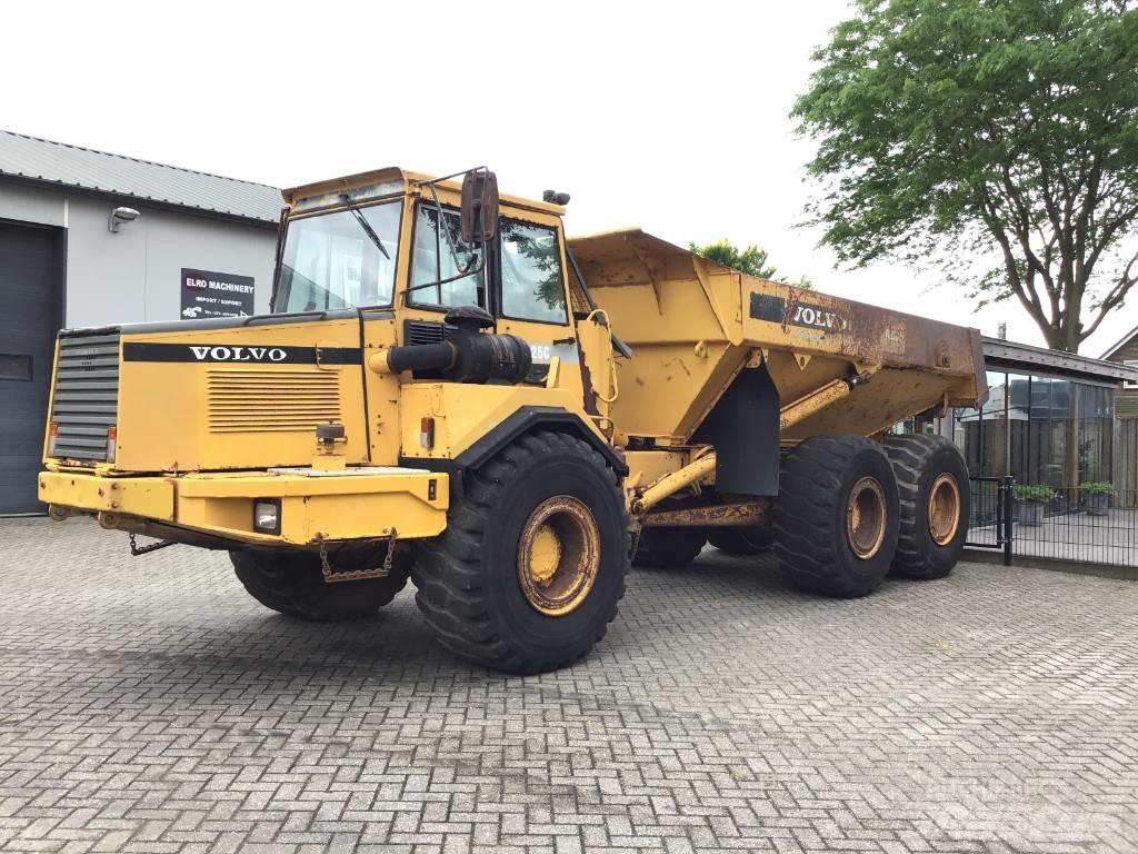 Volvo A 25 C Knik dumptrucks