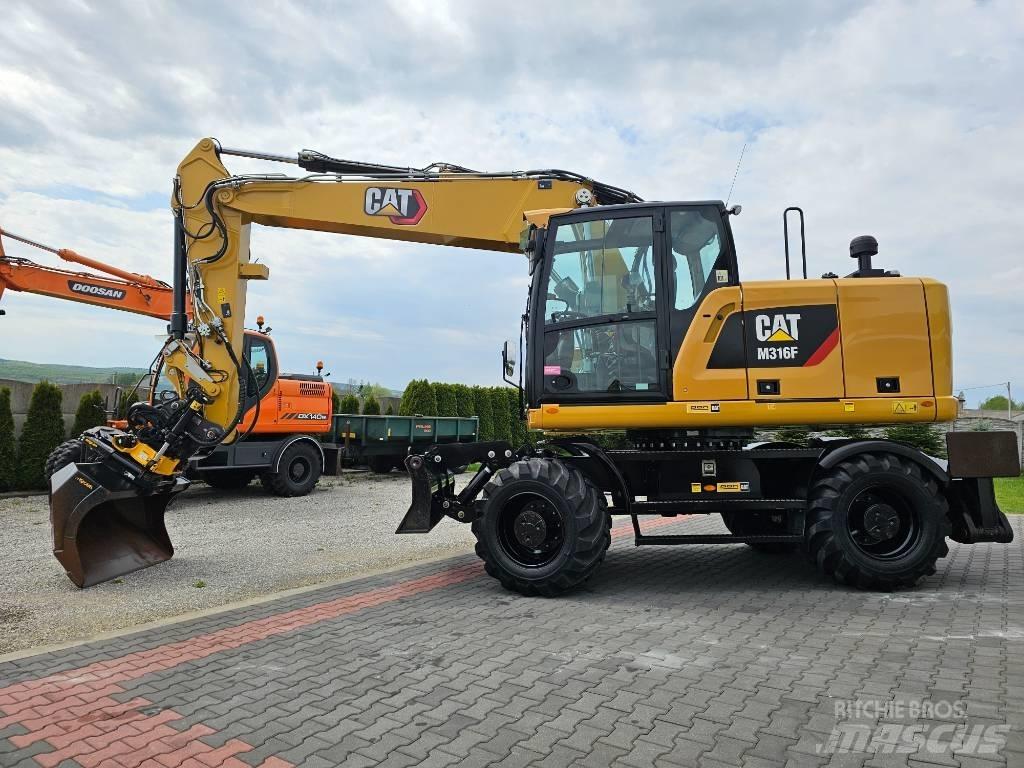 CAT M 316 F Wielgraafmachines