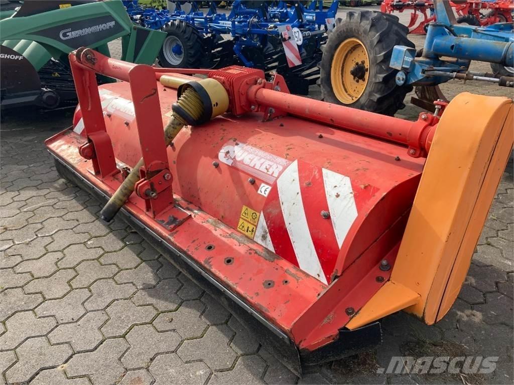 Dücker UM 27 Overige hooi- en voedergewasmachines