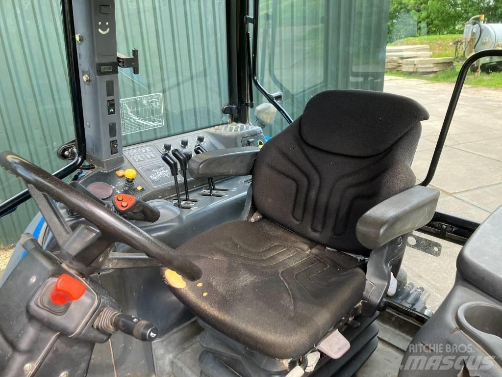 New Holland TM 135 Tractoren