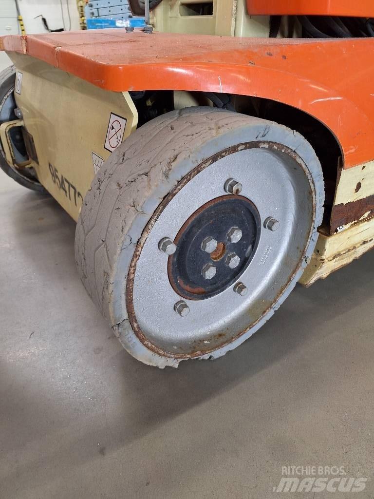 JLG Toucan 10 E Personenliften en invalideliften