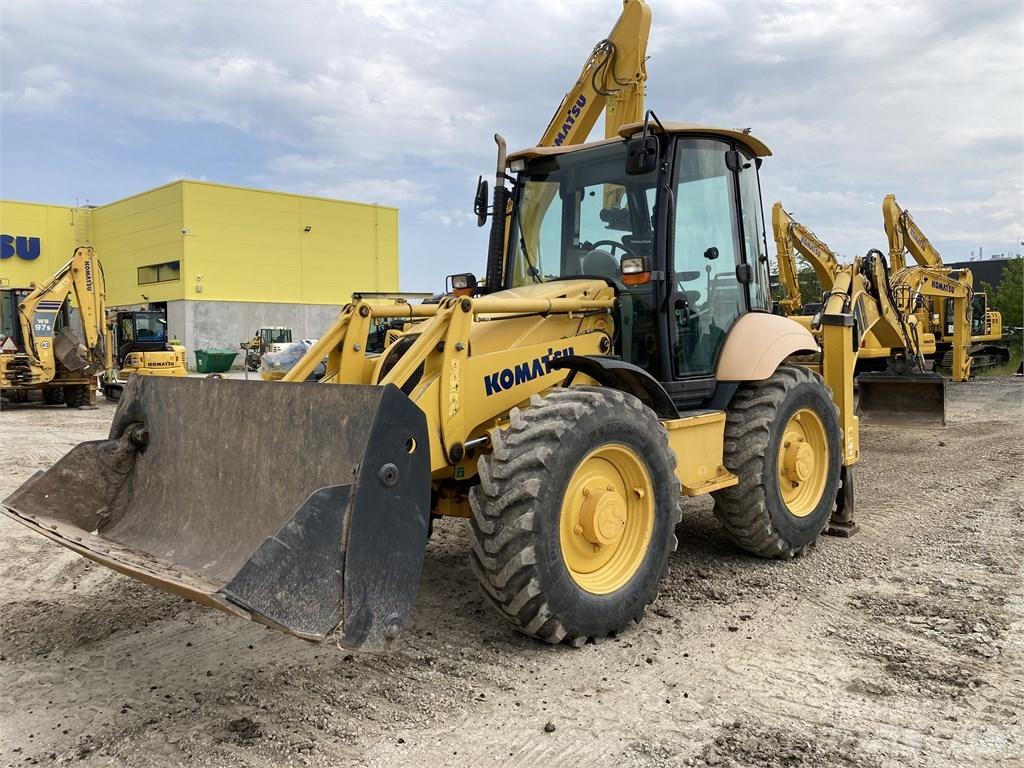 Komatsu WB93S-5E0 Graaf-laadcombinaties