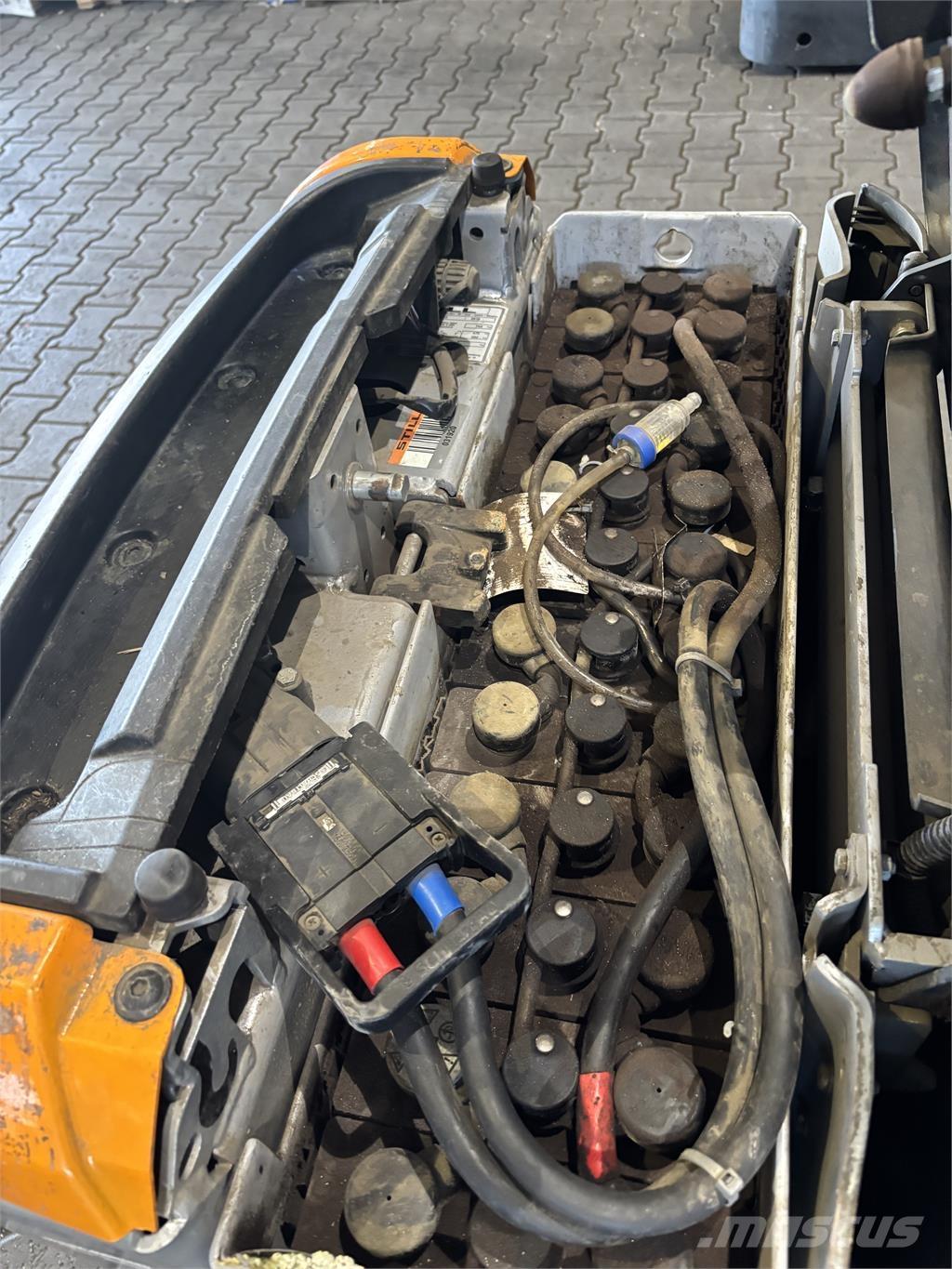 Still OPX 20 Orderpicker voor laag niveau