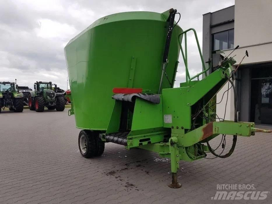  Farezin 13 m 3 Overige veehouderijmachines