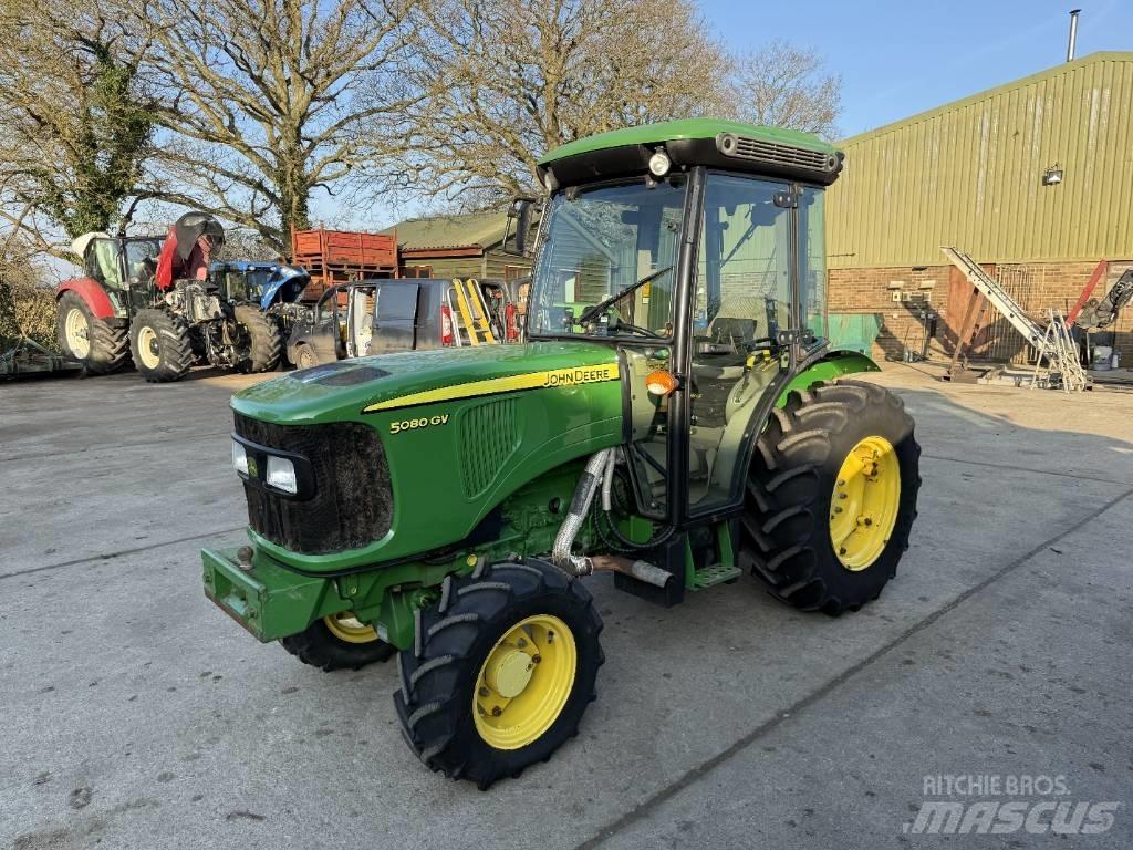John Deere 5080 GV Tractoren