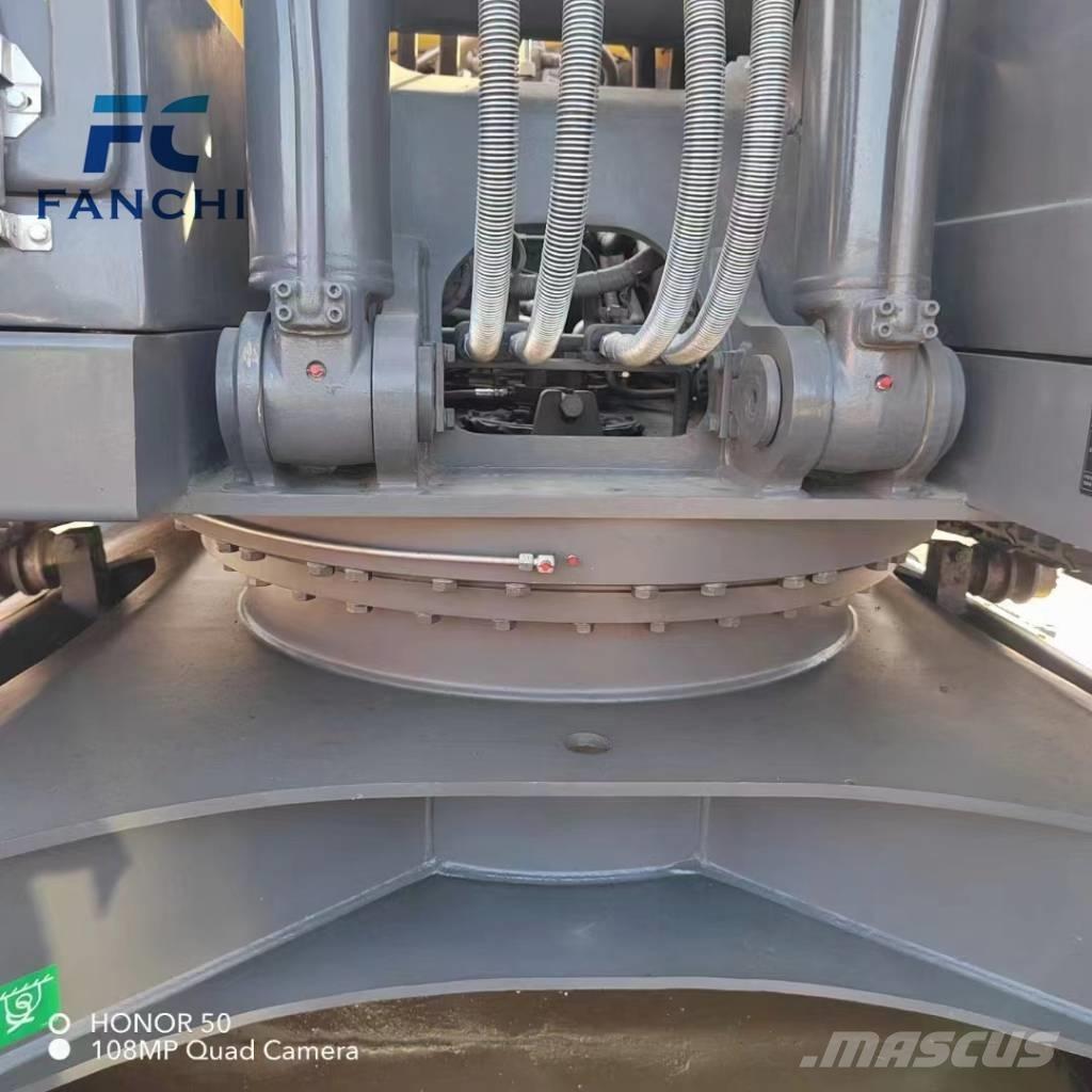 Volvo EC 210 D Rupsgraafmachines