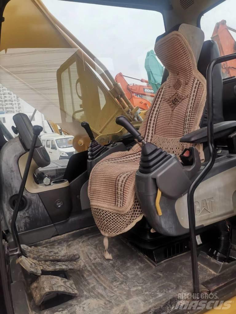 CAT 330D Rupsgraafmachines