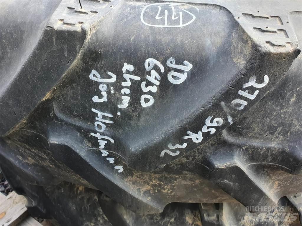 BKT 270/95R32 x2 Banden, wielen en velgen