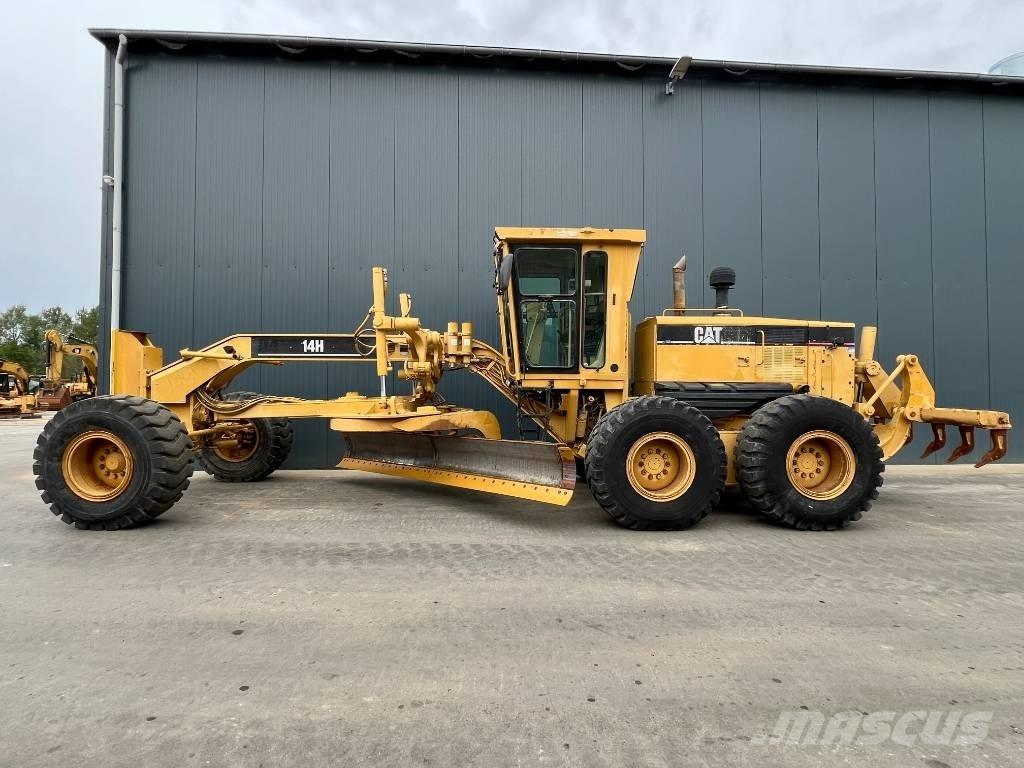 CAT 14H Graders