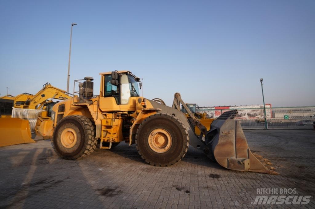 Volvo L 220 G Wielladers