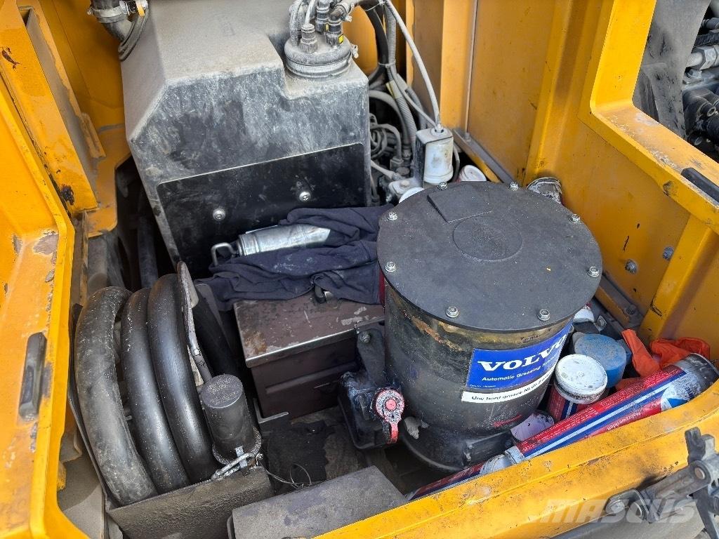 Volvo EC 380 EL Rupsgraafmachines