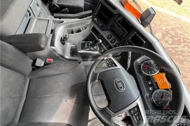 UD TRUCKS QUON Anders