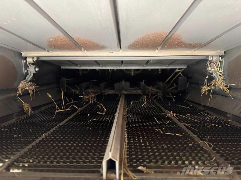 CLAAS Medion 340 Maaidorsmachines