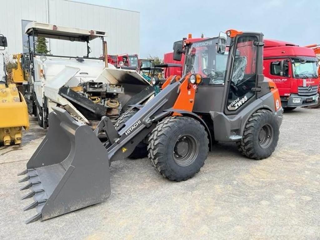 Hitachi ZW95-6C Wielladers