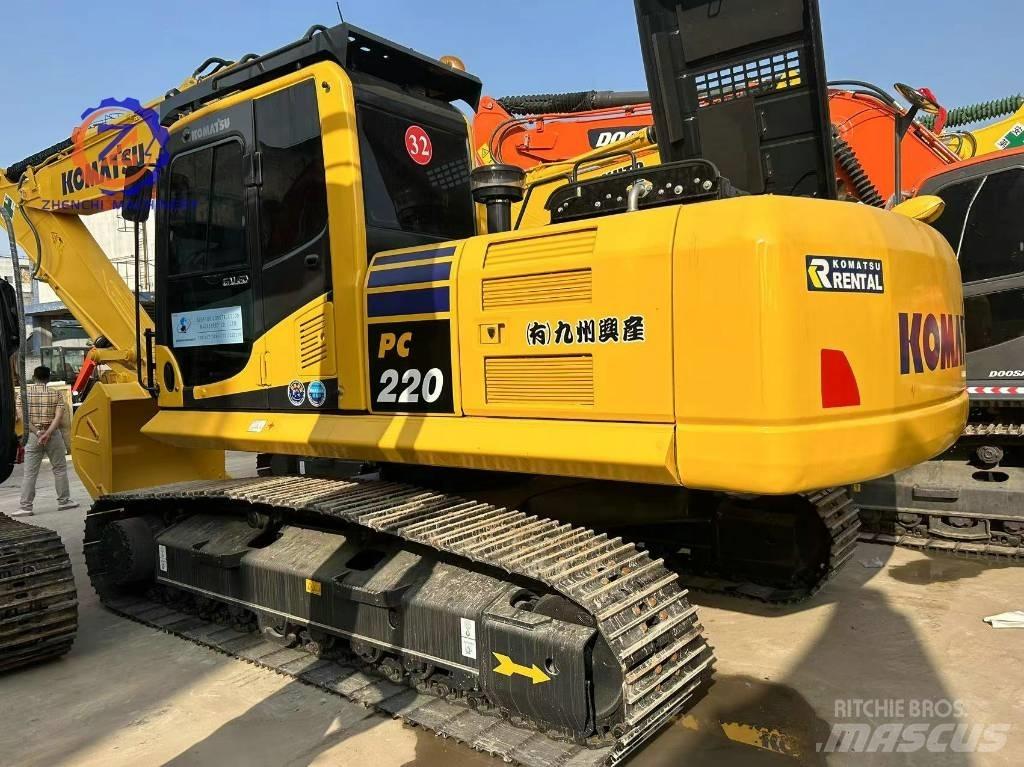 Komatsu PC 220-8/ Rupsgraafmachines