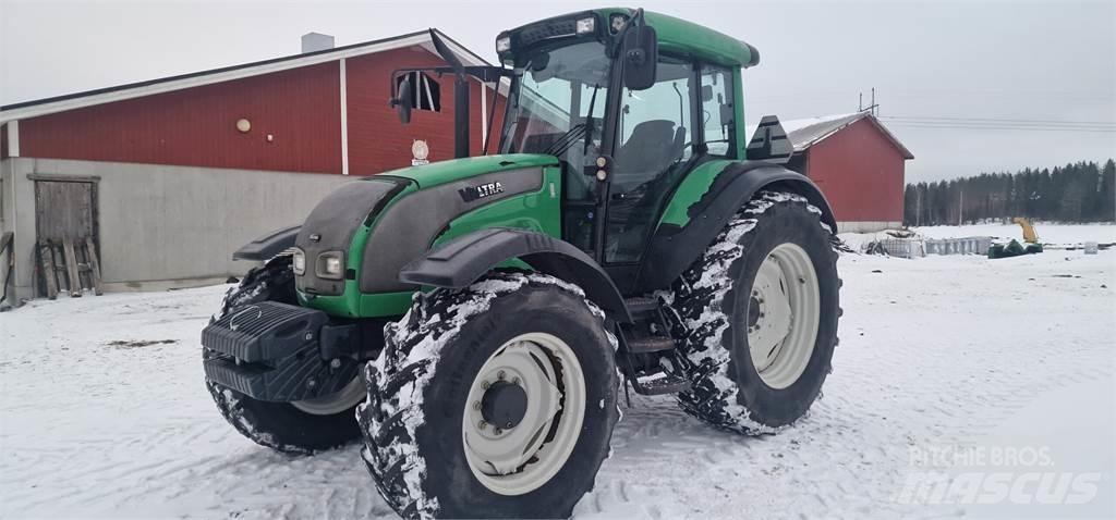 Valtra C130 Hitec Tractoren