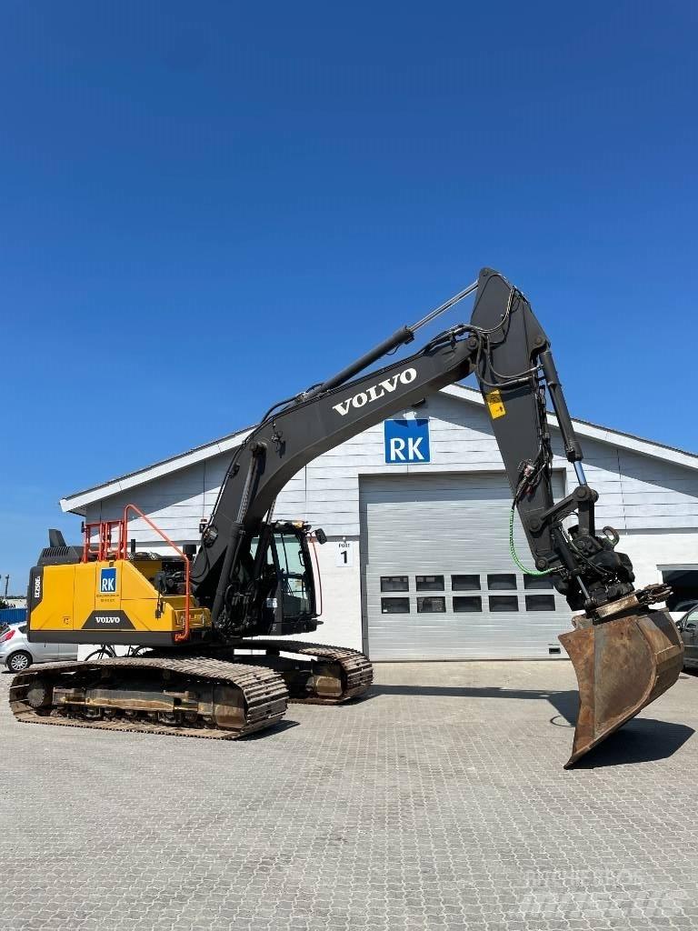 Volvo EC 250 E Rupsgraafmachines