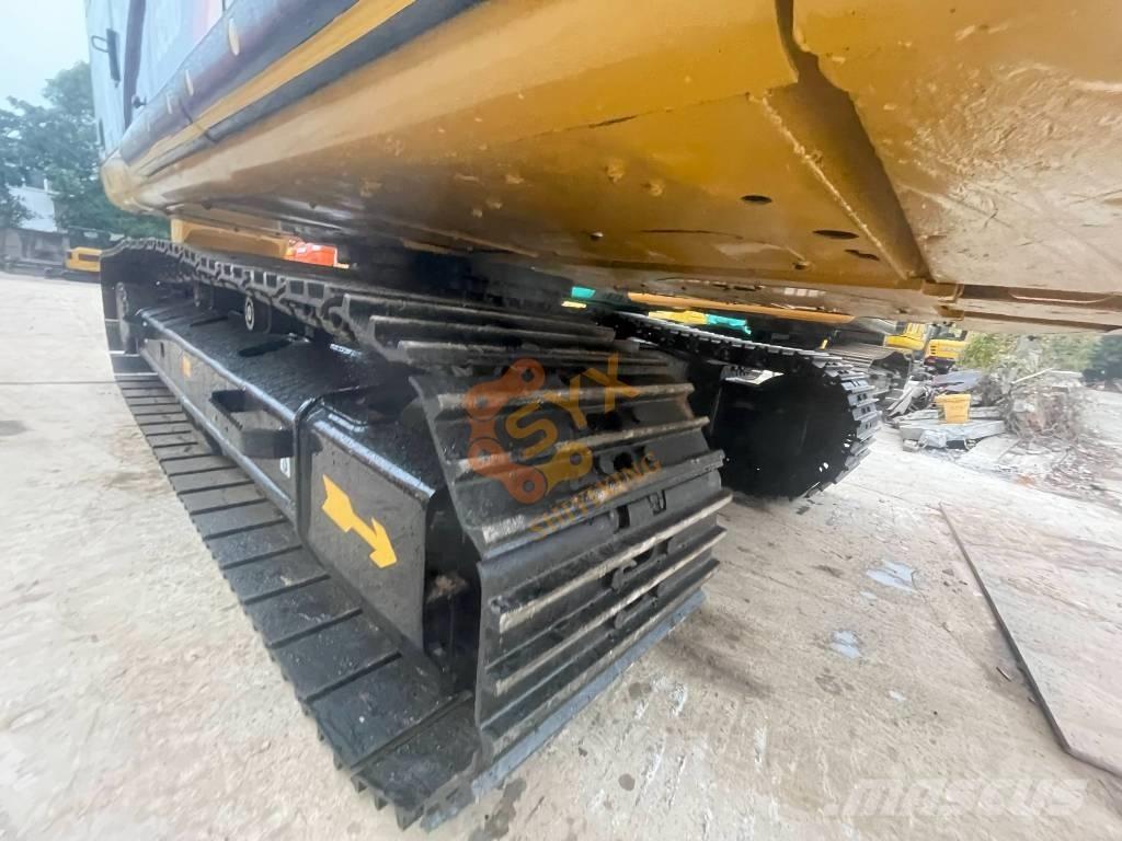 CAT CAT320 D2 Rupsgraafmachines
