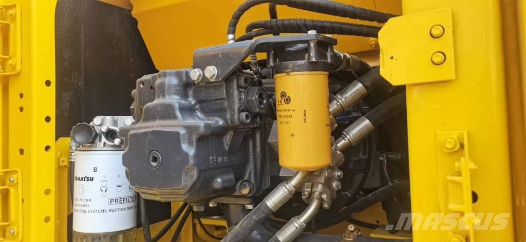 Komatsu 220-8 Minigraafmachines < 7t