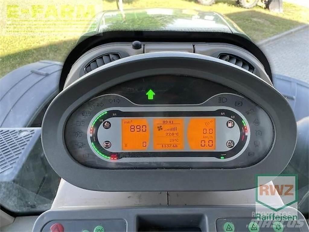 Fendt 828 vario Tractoren