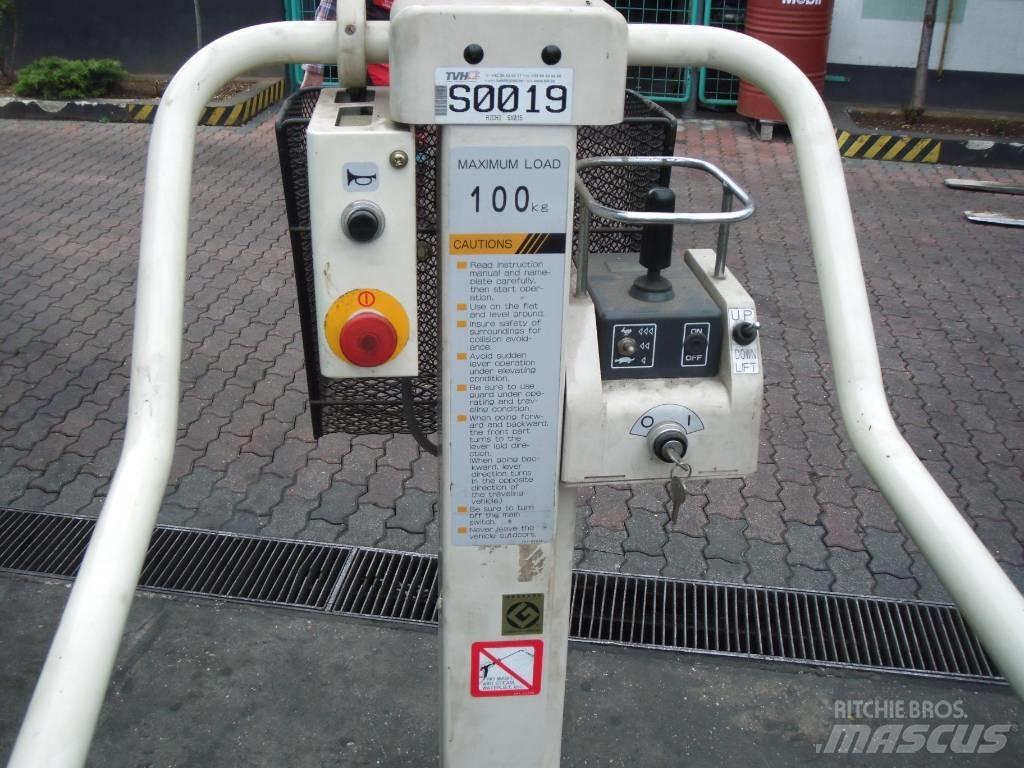 Aichi SX015      V-1650 Personenliften en invalideliften