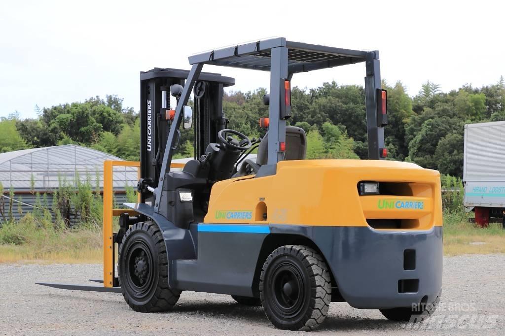  ユニキャリア YDN-D1F4A Diesel heftrucks