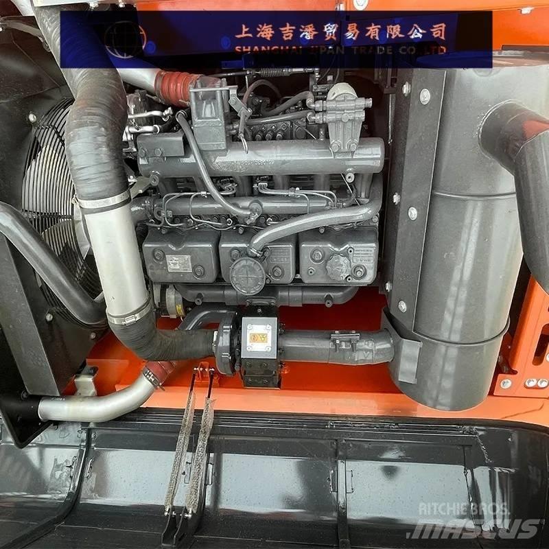 Doosan DX 225 Rupsgraafmachines