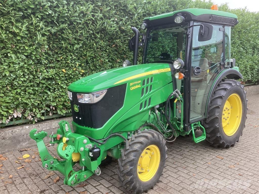 John Deere 5075GV Tractoren
