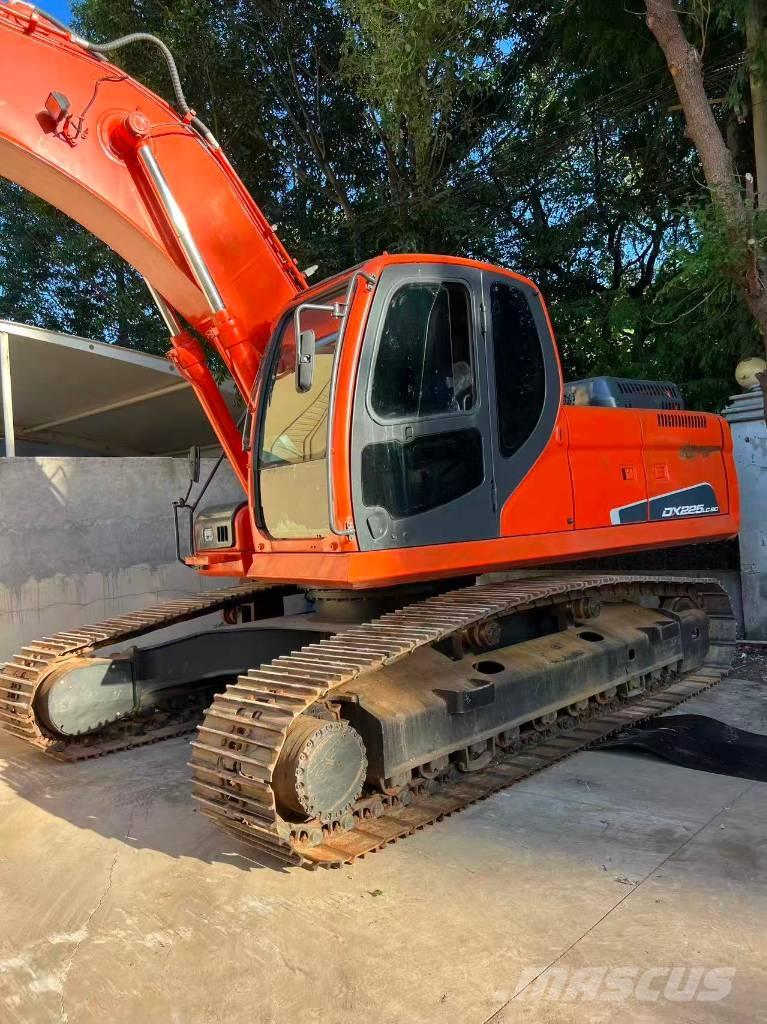 Doosan DX 225 LC Rupsgraafmachines