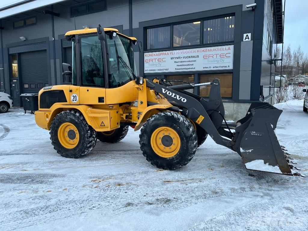 Volvo L 30 G Wielladers