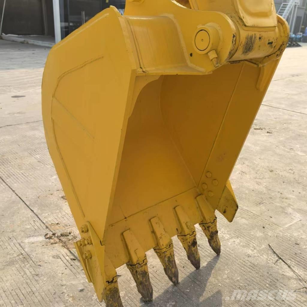 Komatsu PC 130-7 Rupsgraafmachines