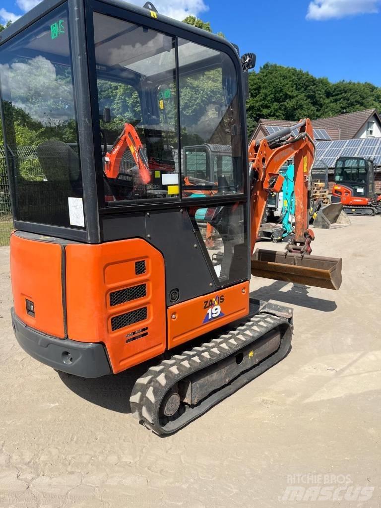 Hitachi ZX 19 Minigraafmachines < 7t