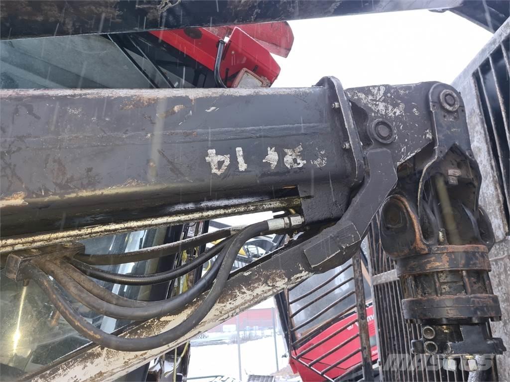 Valmet 890.3 Uitrijwagens