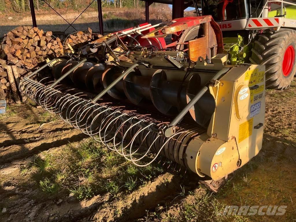 CLAAS JAGUAR 830 Getrokken veldhakselaar