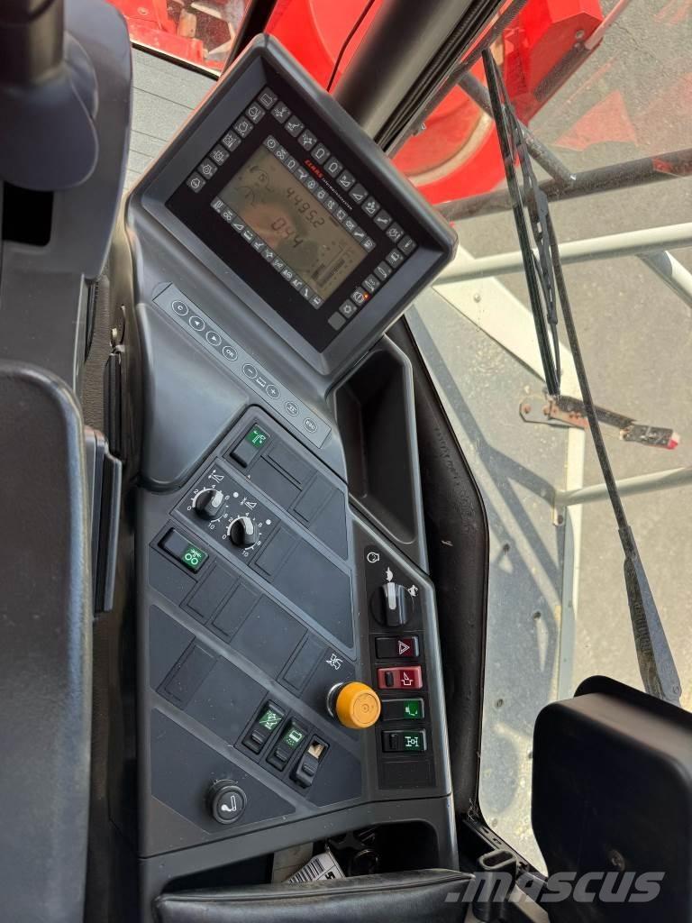 CLAAS JAGUAR 830 Getrokken veldhakselaar