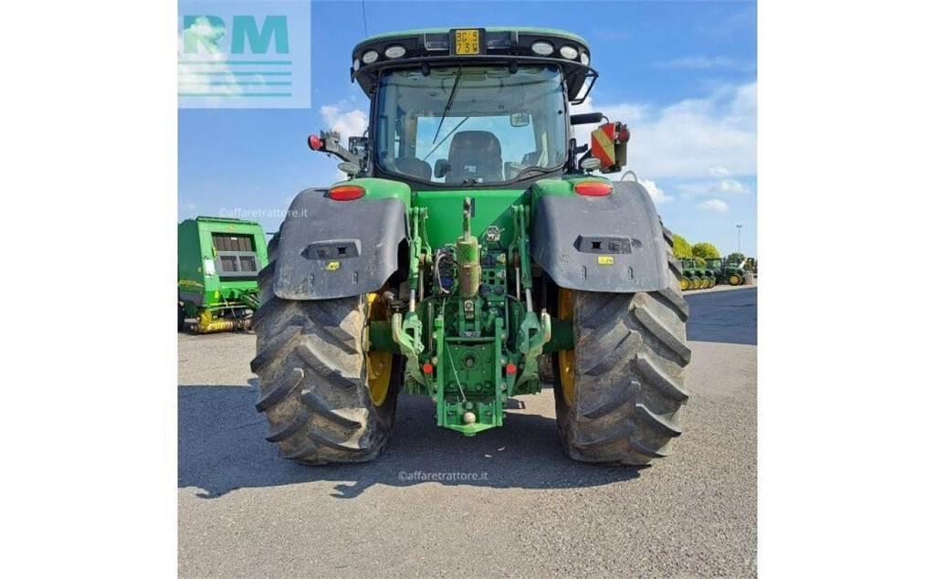 John Deere 7310 Tractoren