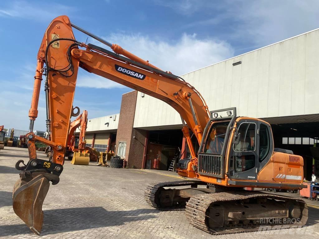 Doosan DX 180 LC Rupsgraafmachines