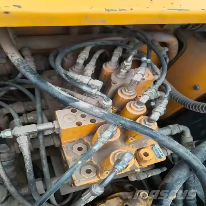 Hyundai 110 VS Rupsgraafmachines