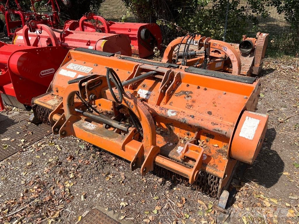 Falc AGILA 2300 Klepelmaaiers