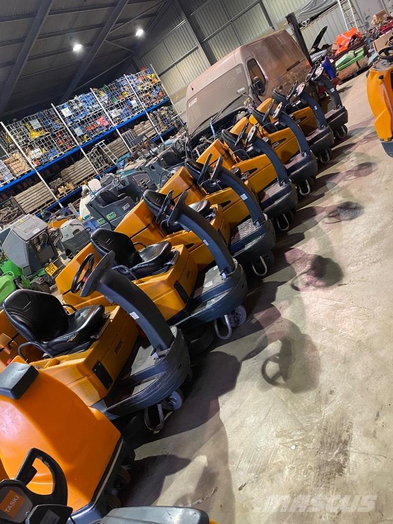 Taski 4000 Schrobzuigmachines