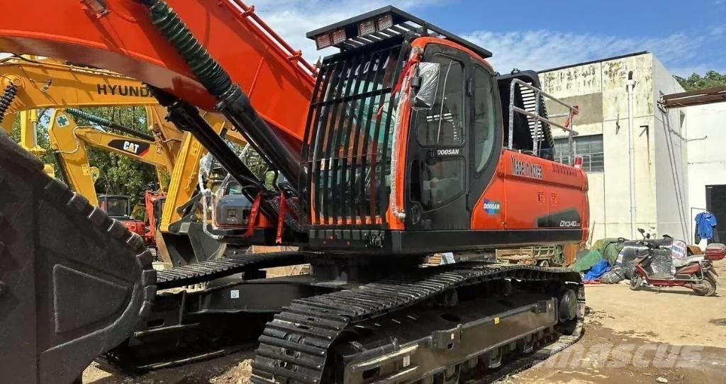 Doosan DX340 Rupsgraafmachines