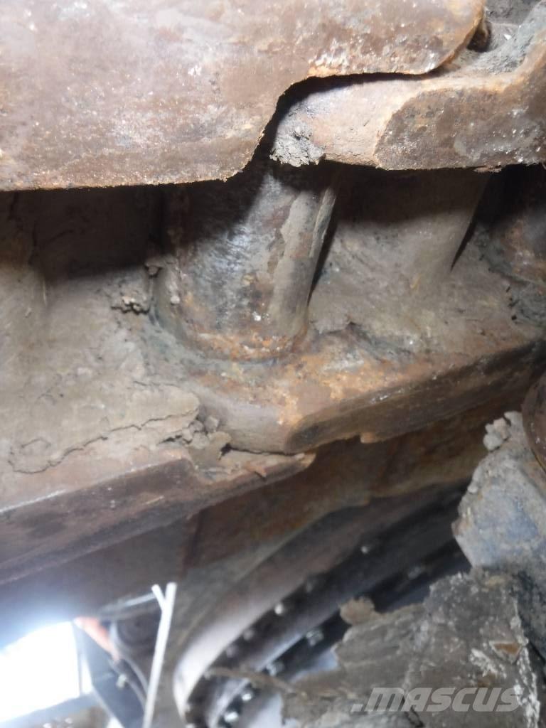 Hitachi ZX 210 LC-6 Rupsgraafmachines