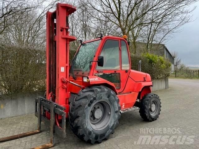 Manitou M 26.4 Vorkheftruck voor zwaar terrein